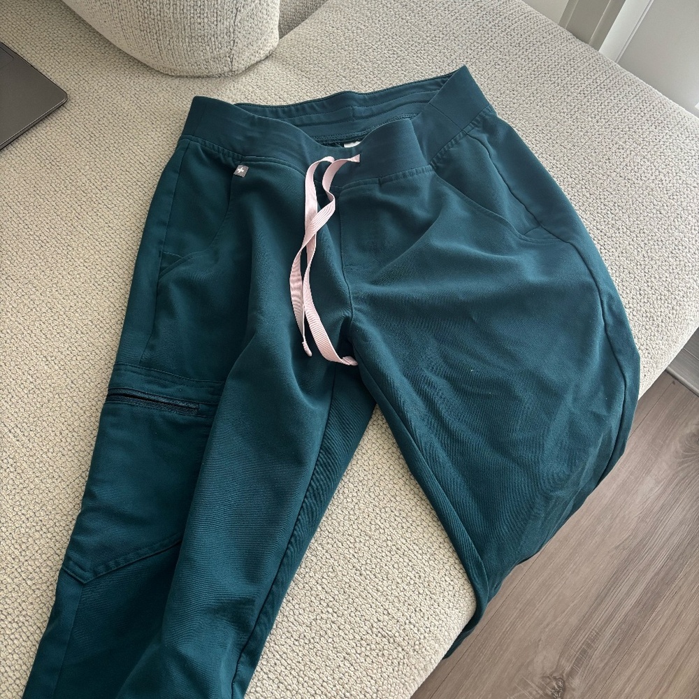 FIGS High Waisted Zamora Jogger Scrub Pants Women’s SMALL Caribbean Blue